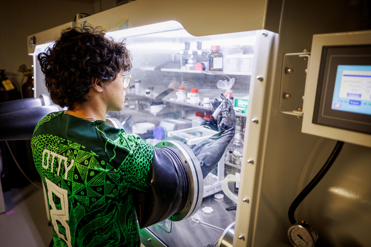Octavio Combellas-Jaimes works in LSU’s Extreme Processing & Interfacial Complexions (EPIC) Lab