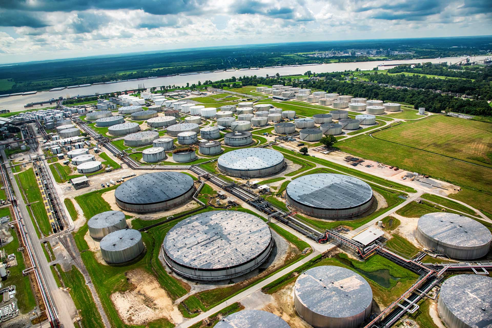 A large oil storage facility located along the Mississippi River just north of New Orleans, Louisiana A large oil storage facility located along the Mississippi River just north of New Orleans, Louisiana
