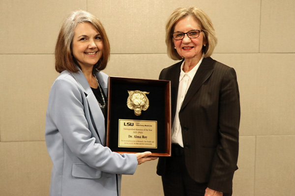 Associate Dean for Research and Graduate Education Tammy Dugas with Distinguished Alumna Alma Roy Associate Dean for Research and Graduate Education Tammy Dugas with Distinguished Alumna Alma Roy